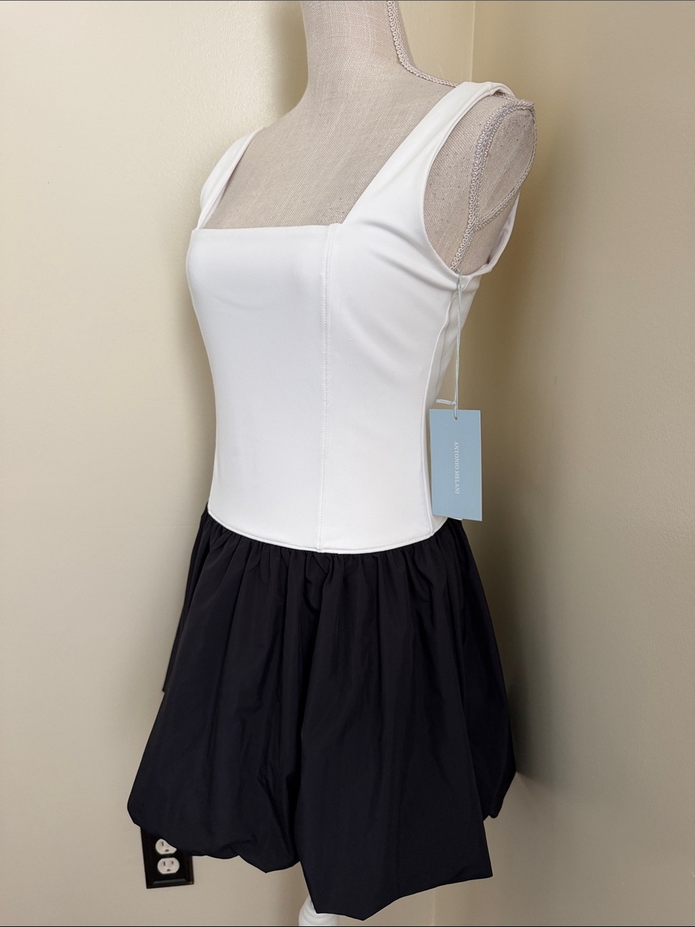 ANTONIO MELANI White and Black Two-Tone Mini Dress - Picture 5 of 13